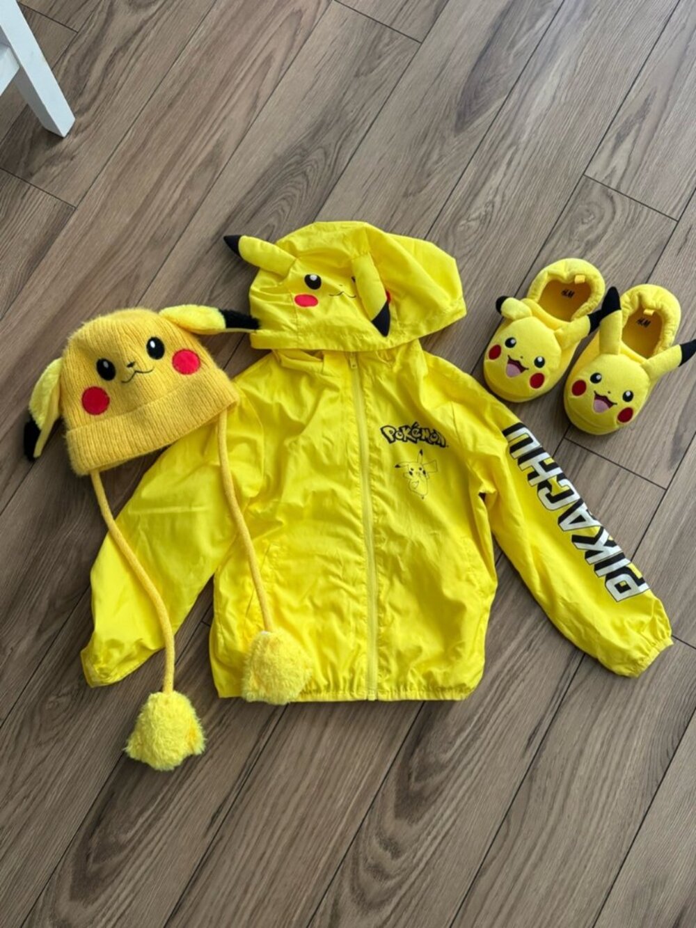 H&M Pokemon Pikachu Yellow Hooded Kids Jacket, slippers and hat,  size 4-6T